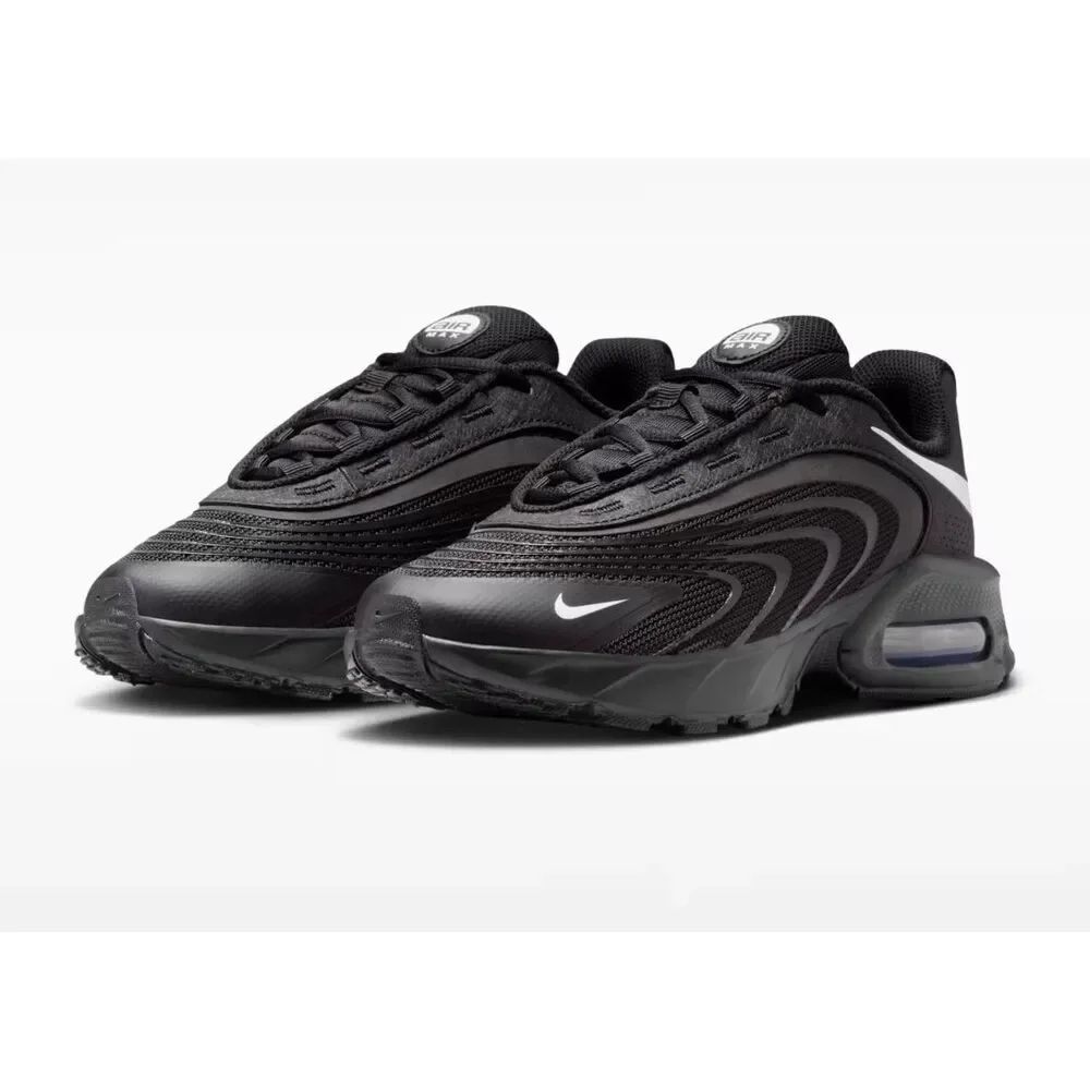 Nike Air Max Fire Women's Sneakers in black, dize 7,5 NWT